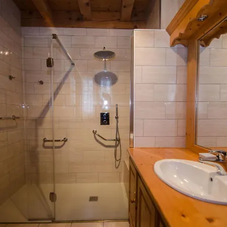 Chalet Spacious Chalet That Will Delight Large Families *