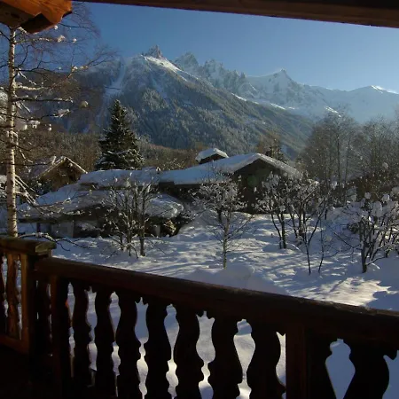 Chalet Spacious Chalet That Will Delight Large Families