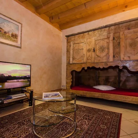Spacious Chalet That Will Delight Large Families Chalet Chamonix